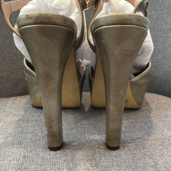 Vince Camuto Jeweled Platform Heel - Size 7.5 - Picture 8 of 10